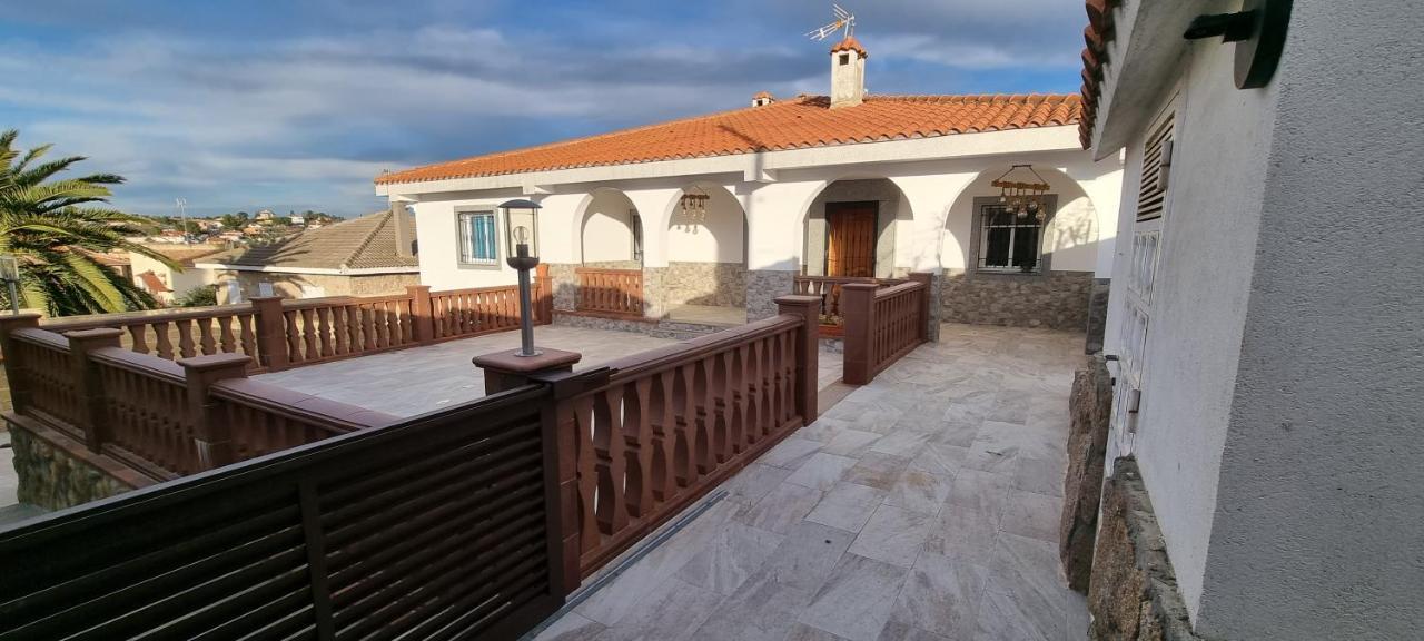 Villa Los Cantos Toledo Exterior foto
